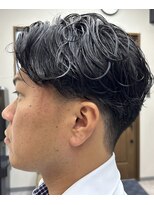 ノット(KNOOT.)&nbsp;ビジネスマン×センターパートスタイル