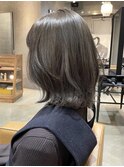 [ANDREY]グレーベージュ/レイヤーロング/前髪パーマ黒髪カタログ