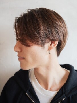 ニュイ(NUIT) センターパートメンズマッシュパーマニュアンスパーマ刈り上げ