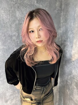 イコ(.ico) レイヤーカットミニボブウルフカット黒髪ネビージュ小顔ワンレン