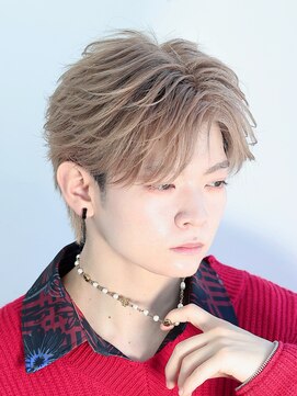 リップス 原宿(LIPPS) フェザーベージュセンター