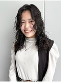 ミディアムパーマ　カーリーへア　ウエーブパーマ