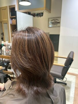モア ヘアデザイン バイ オリジンズ つくばみどりの店(moA hair design by Origins) フワッとウルフ