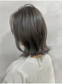 くびれレイヤーミディ×暗髪グレージュ