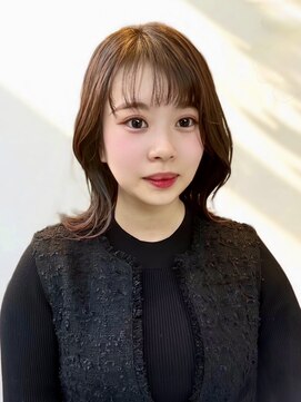 ウォーターリリー(Water Lily) シースルーバング×やわらか質感ミディアム