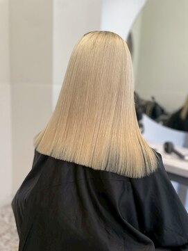 ルーシー 川越(LUCEY) 韓国ヘア/海外風レイヤー/レイヤーカット/ミディアム/髪質改善