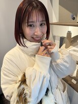 トルヴェ(Toruve)&nbsp;赤系カラーのぱつんとまとまるボブヘア