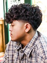 プロショップウェーブ セカンド(PRO SHOP WAVE II)&nbsp;スペインカール/テーパーフェード/メンズパーマ/フェザーパーマ