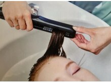 美容室ピアスの雰囲気（選べるトリートメント：超音波・ケラシルク・リンケージなど・・）