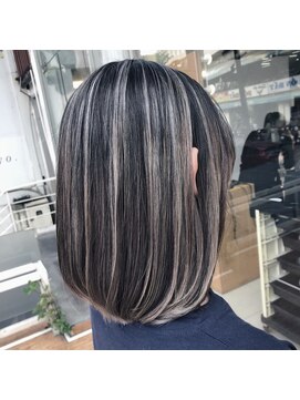 テテ(TETE) バレイヤージュ 長堀橋×心斎橋