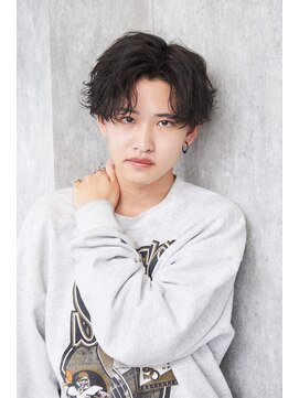 メンズサロンドットリアン(dot. lien) 【men’s salon dot. Tokyo】波打ちセンターパート