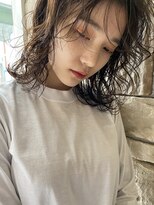 ヨロヘアー(YOLO hair)&nbsp;☆イルミナカラー、毛先の動きの可愛いミディアムヘア♪