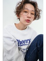 ヒビヲ(HIBIO)&nbsp;ハンサムショート 無造作パーマ  デジタルパーマ センターパート