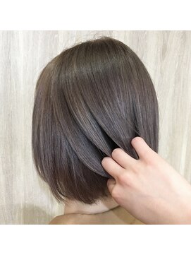 プログレスプラス 派手すぎない♪グレージュカラー 韓国 タンバルモリ 前髪 ボブ