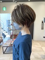 バンプ ギンザ(BUMP GINZA) 《30代40代》白髪ぼかしハイライト×前下がりボブ【イケダ】