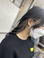 ナンバー ブラオ 名古屋栄(N° blao) イヤリングカラー インナーカラー ホワイトシルバー