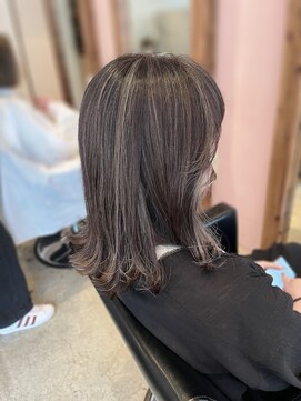 グランジ 北山田店(GLUNGE) 【浦中】インナーカラー×ホワイトベージュ(静止画)