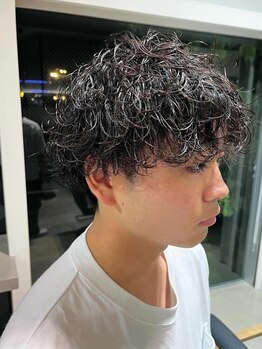 クテン(KUTEN)の写真/経験豊富な実力派スタイリストに生涯担当をお任せできるサロン◎高い技術力でスタイリングも簡単にきまる！