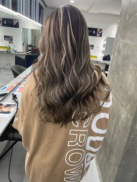 キング 枚方店(K!ng) 縮毛矯正髪質改善ハイライトレイヤーカット枚方美容室エクステ