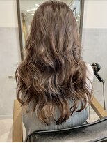 アッシュベージュ