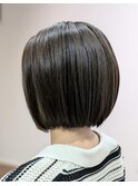 前下がりボブ　美髪　縮毛矯正