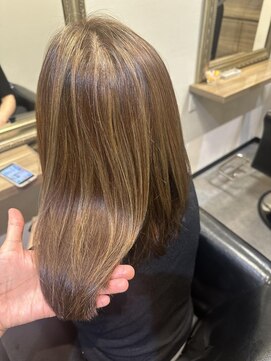 ヘアドクターベガ(hair Dr.VEGA) 白髪ぼかしハイライト＆髪質改善カラー