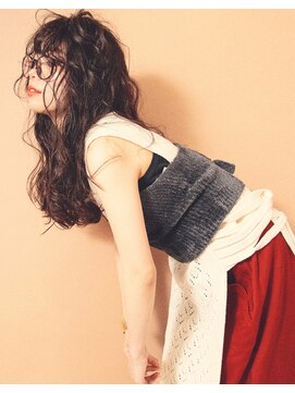 ヘアーアンドアトリエ マール(Hair&Atelier Marl) 【Marl】GISELe風ダークアッシュカラーにふわふわロング♪