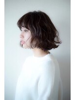 ルタ(LuTa by siesta＆LiCO)&nbsp;グレージュ ひし形シルエット 切りっぱなしボブ エアリー