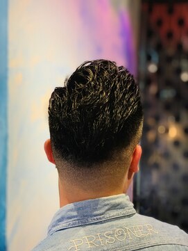 アスイン(asuin) フェードカット2ブロック