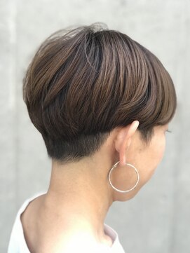 メイクス 表参道(MAKE'S omotesando) 【TAKUYA】お客様スタイル11前髪イメチェンうる艶ショートボブ