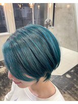 クロ(KURO.)&nbsp;ビビットターコイズブルー　ウルフ