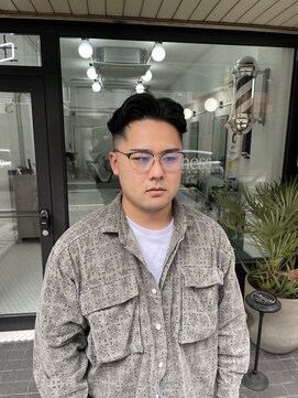 ウェルネス(Wellness) スキンフェードツイストスパイラルツーブロックマッシュ100