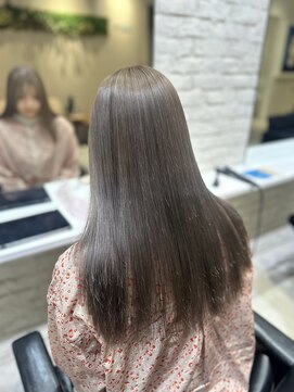 フリーラ 表参道(freera) クリームグレージュ