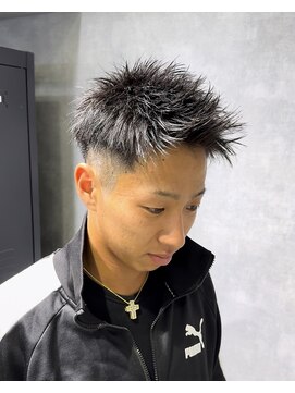 レイズ ルーツ 名古屋 名駅店(RAYS ROOTS) 名古屋ジェットモヒカンフェードカット