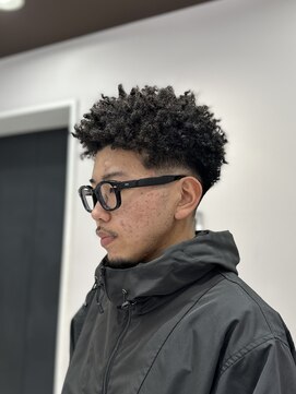 ヘアーグランデシーク(Hair Grande Seeek) スパイキーアフロ/特殊パーマ/ハードスパイラルパーマ