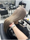 ホワイトベージュ