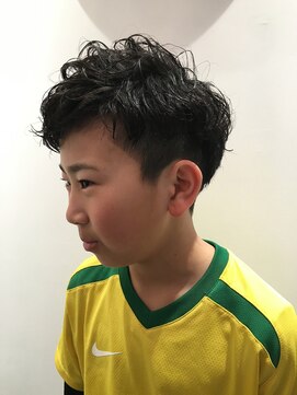 ビューティーリゾート アカヒゲ(Beauty Resort AKAHIGE) キッズパーマ