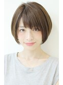 30代40代50代のお手入れ簡単前下がりショートボブ