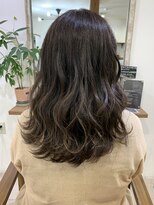 ヘアーデザインアンジー(Hair design Angie) 【ダークカラー×ミルクティーベージュ】