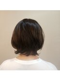立体感カラーリングで伸ばしかけも重くならないStyle