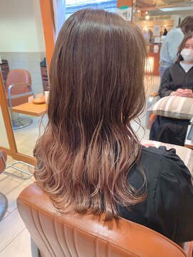 テトラ バイ ネオリーブ 横浜西口店(tetra by neolive) 全体ベージュのグラデーションスタイル♪