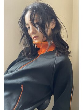 ソイ 下北沢(soi) 【medium layer】ミディアムレイヤー_センターパート_コテ巻き