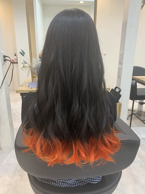 裾カラー×オレンジ