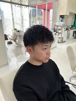 ヘアー バイ パッション ヤハタ(Hair by Passion YAHATA)&nbsp;ツイスパ刈り上げグラデーション