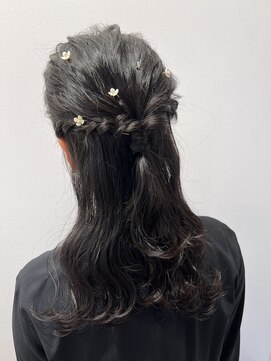 フニフニ(fni.fni) カット＋うる艶カラー＋クイックTR＋marbb