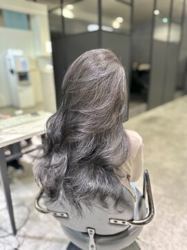 アンダーバーホワイト(_WHITE) 透明感カラーアッシュグレー　ブリーチ無しカラー