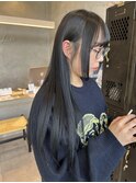 透明感ブルーブラックストレート姫カットスーパーロングヘア