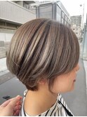 ハイライト×ショートボブ