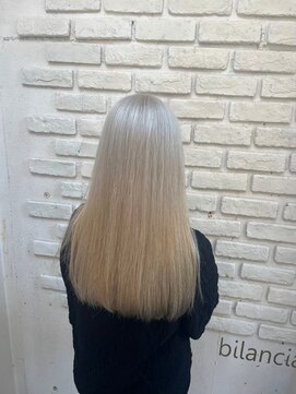 ビランチェ 池袋(bilancia) ブリーチ　ホワイトブロンド　ブロンド