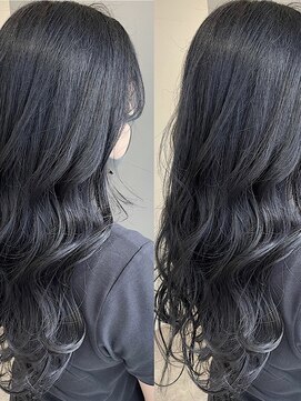 シア(sia) ネイビーグレージュ/艶髪/ダークトーン